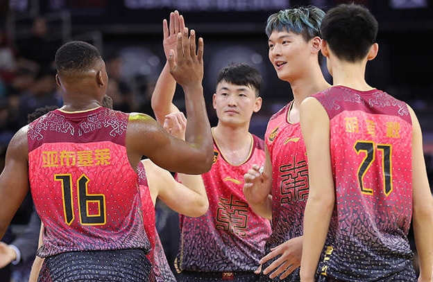 nba休赛期多久，篮球一节结束休息多久